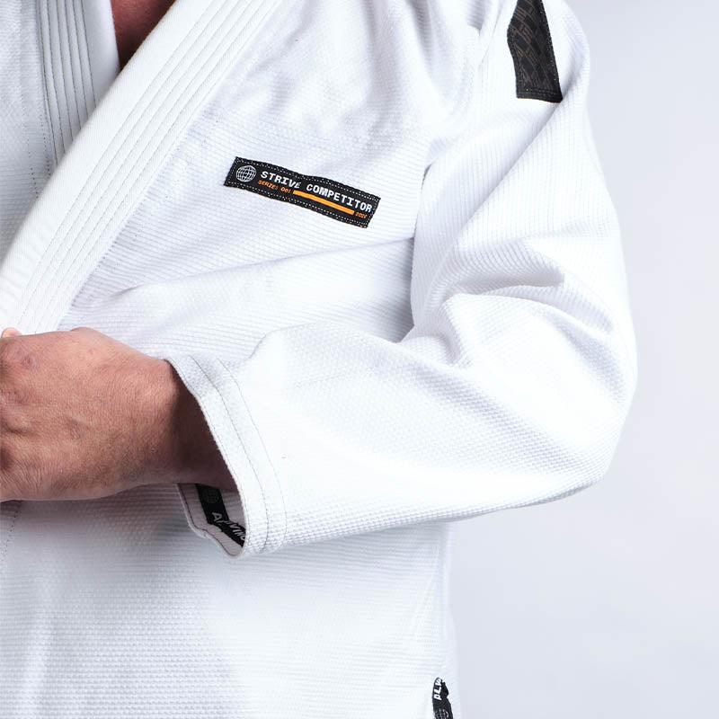 Powell Comp Kimono White